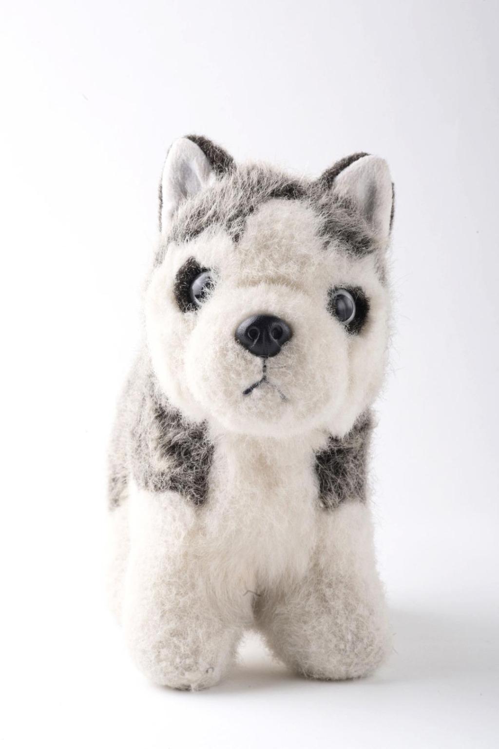 犬のぬいぐるみの画像