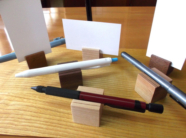 ONE-PEN-STAND（1本用木製ペンスタンド）の画像